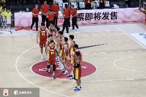 媒体人：输球无法促进男篮进步，唯有胜利才能！